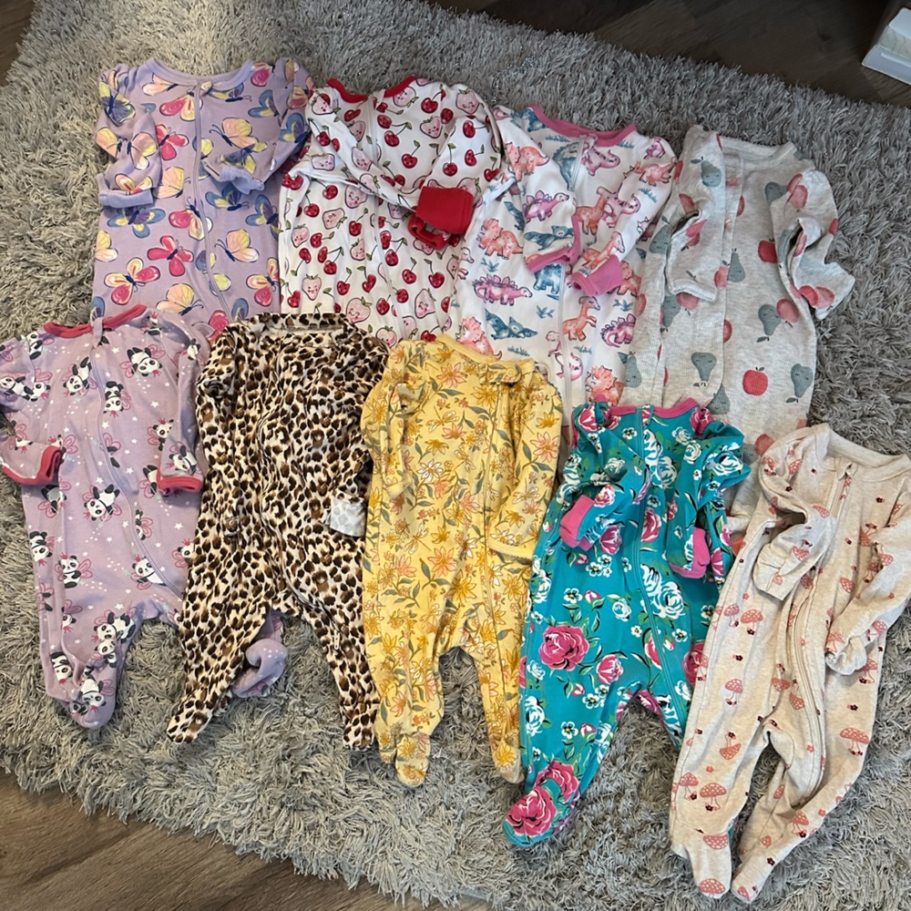 Baby girl sleeper 0-3